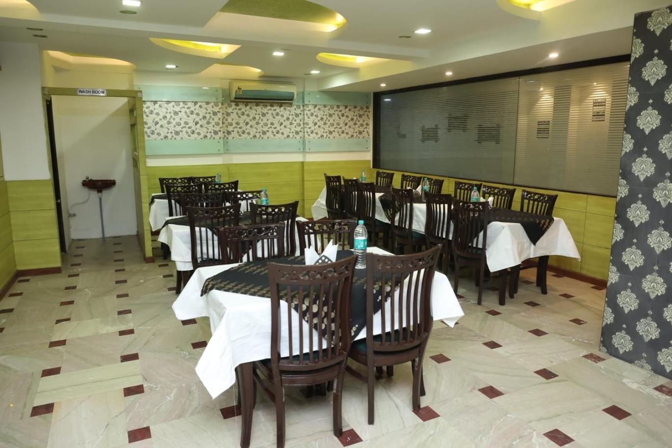 Hotel Panna Paradise Agra  Bagian luar foto